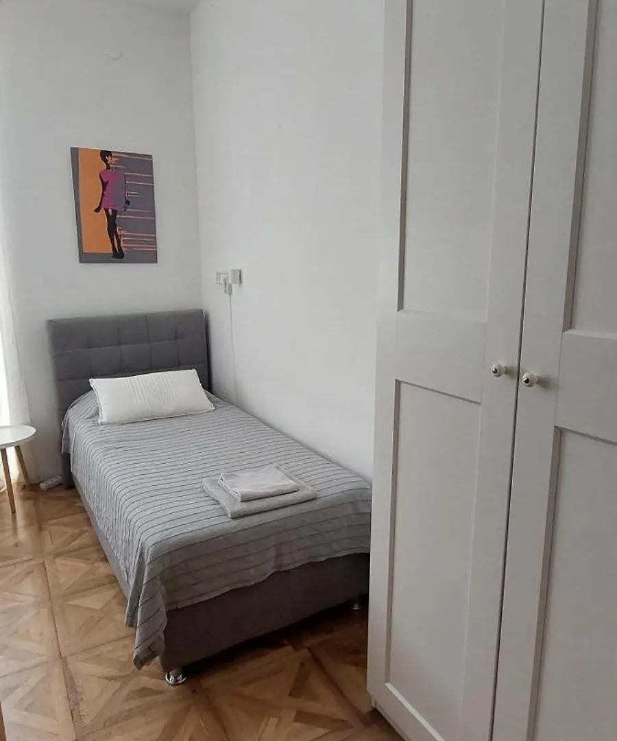 Centar Old Town, With Free Private Parking Apartment Pula